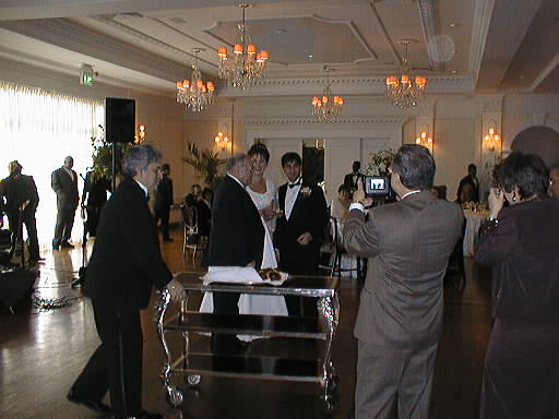 Bread slicing prayer